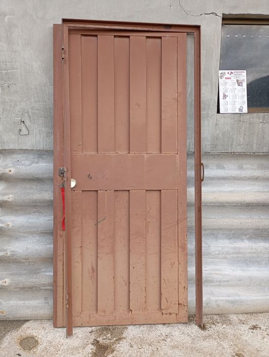 Portões em ferro e chapa