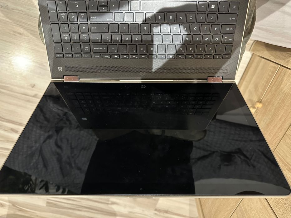 Laptop Hp pavillon DOTYKOWY EKRAN
