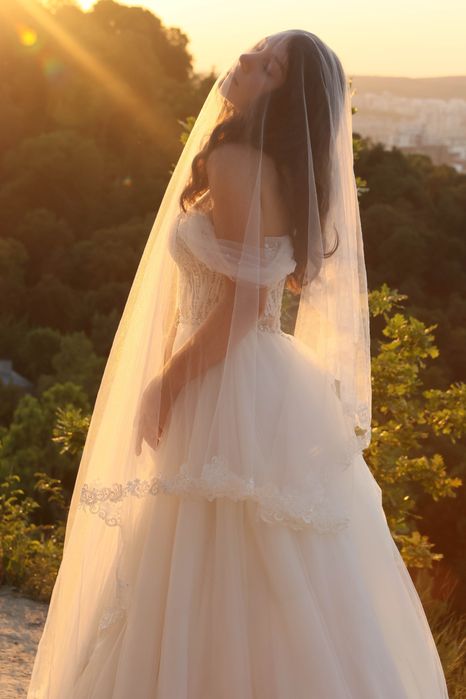 Фата з мереживом