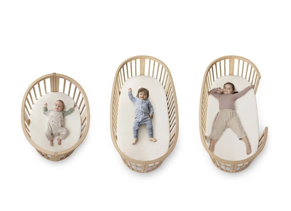 Berço e cama de grades step-up  Stokke
