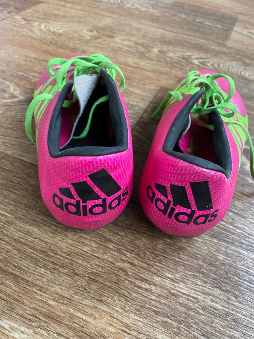 Продам бутци Адідас у гарному стані