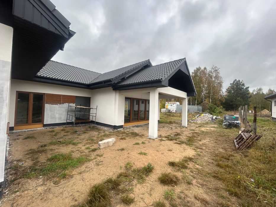 Dom jednorodzinny wolnostojący parterowy