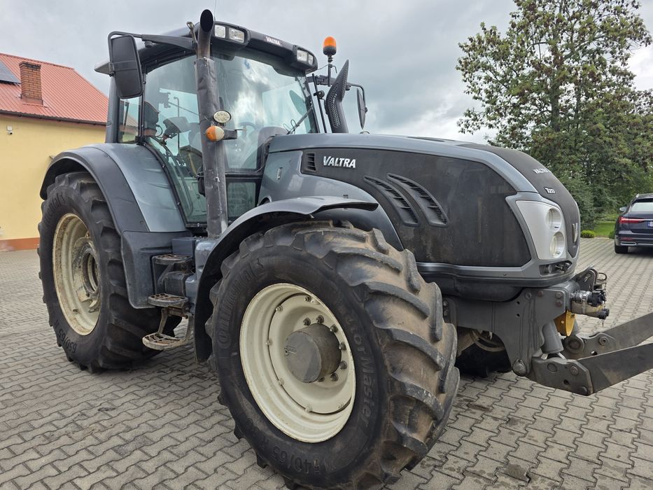 Valtra T213 Versu WOM + TUZ Massey Ferguson Fendt John Deere