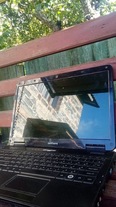 Продам !!! СРОЧНО!!! ноутбук