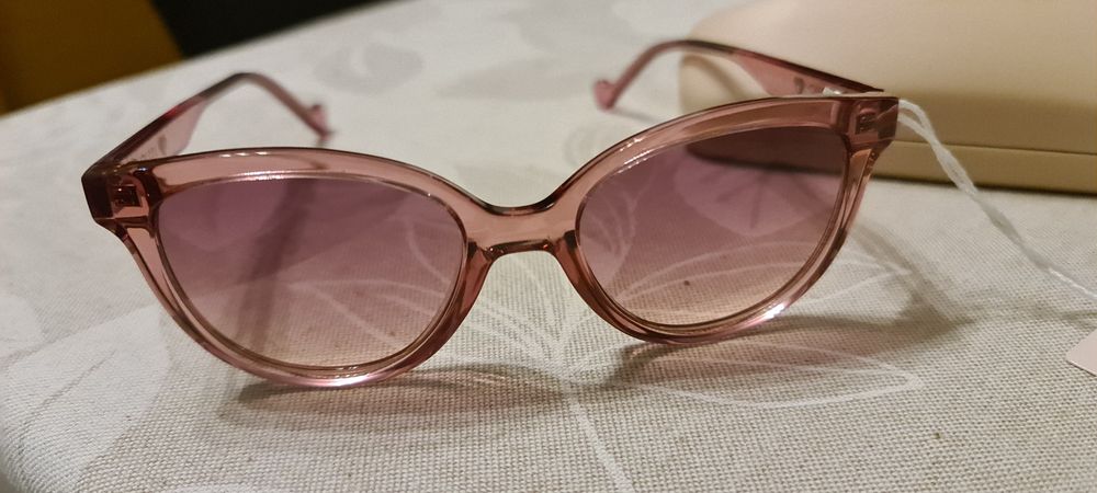 Oculos de so Liu Jol de menina ou adolescente novos