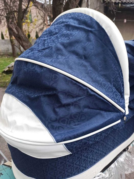 Продається дитяча коляска