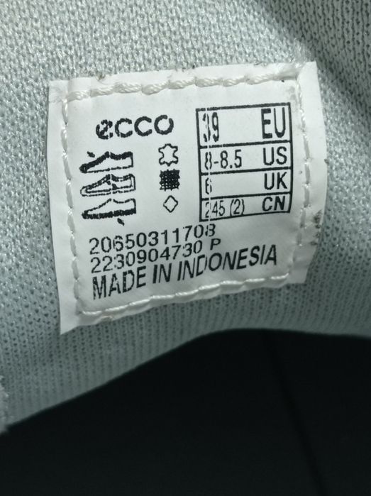 Кеди  шкіряні ЕССО Soft 2.0 36,39р.