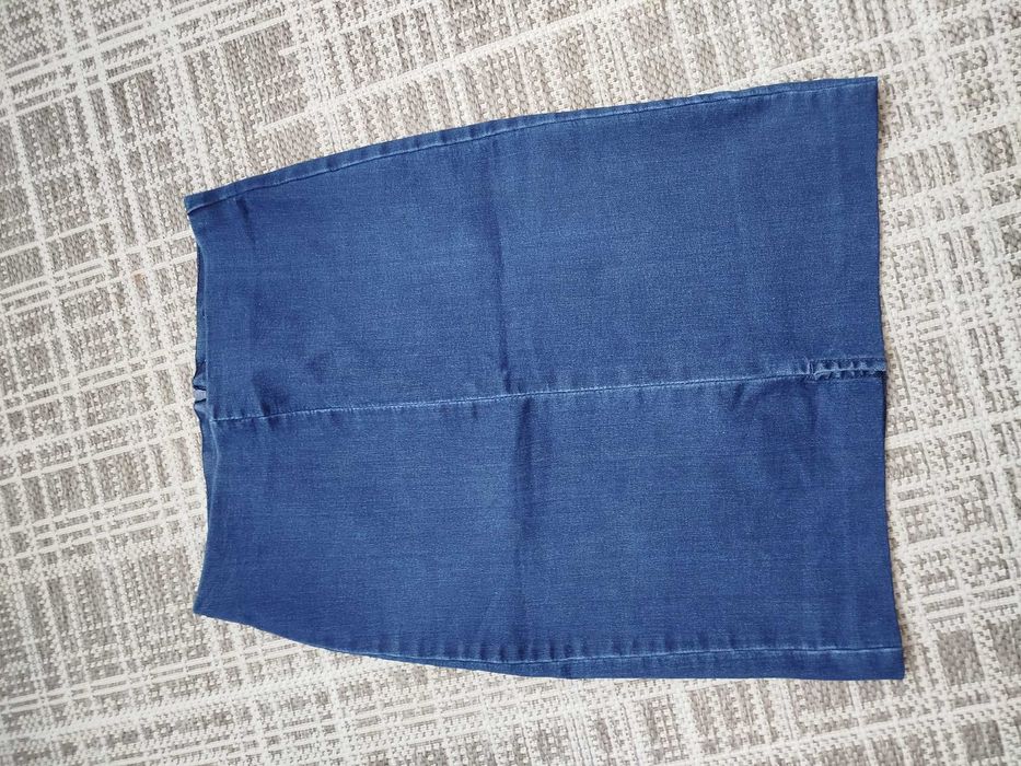 Спідниця шкільна, блузка біла