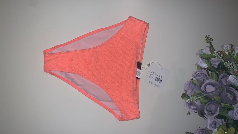 Nowe majtki roz 36 firmy Missguided