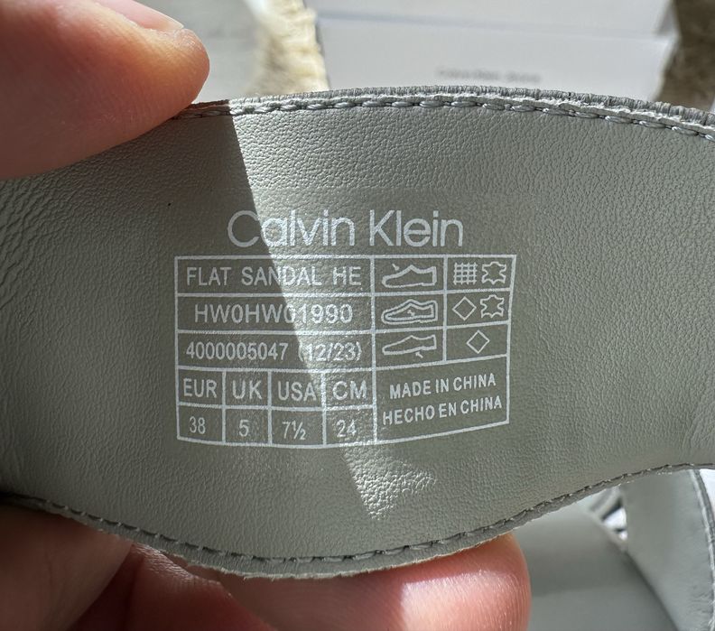 Жіночі босоніжки/сандалі Calvin Klein