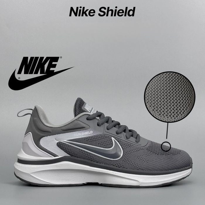 Чоловічі кросівки Nike Shield