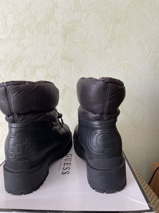 Стильні стьобані нейлонові черевики зі шнурком з переду Guess оригінал