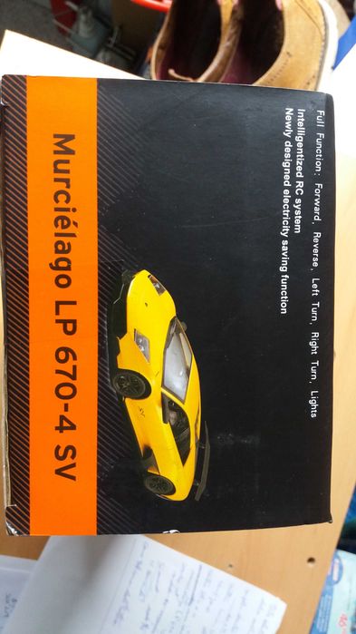 carro telecomandado Lamborghini Murcielago LP 670-4SV
