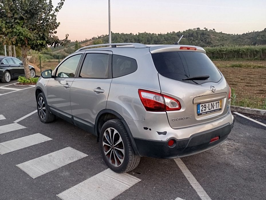 Nissan Qashqai + 2