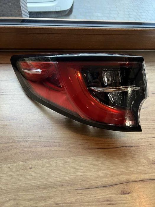 Lampa tylna lewa – Toyota Corolla E210 LED (na błotniku)