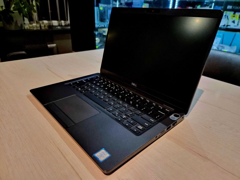 Dell Latitude 5300, intel i7, 8gb ram, SSD, Windows 11