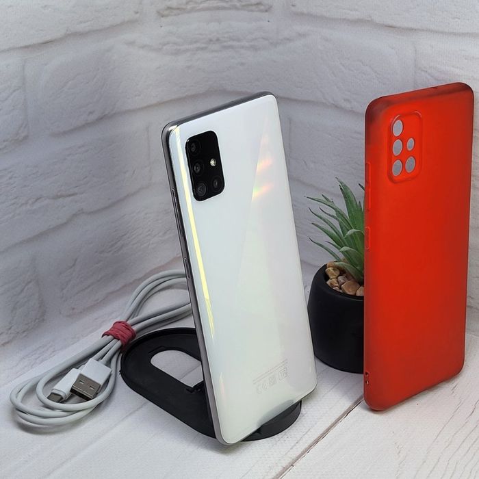 Продам телефон Samsung A51 4/64Gb NFC в гарному стані