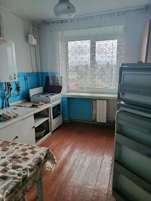 Продається 3- кімнатна квартира " Чешка"