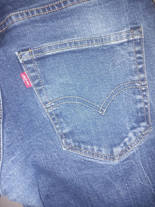 Calças Levis L32