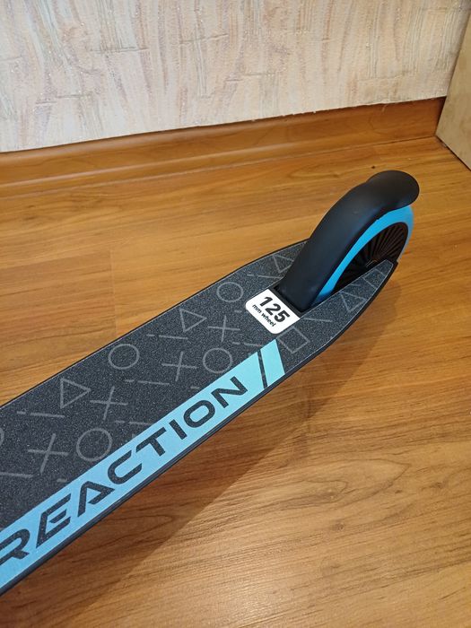 Самокат для хлопчика.