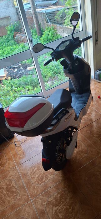 Scooter elétrica seventeen s/ baterias