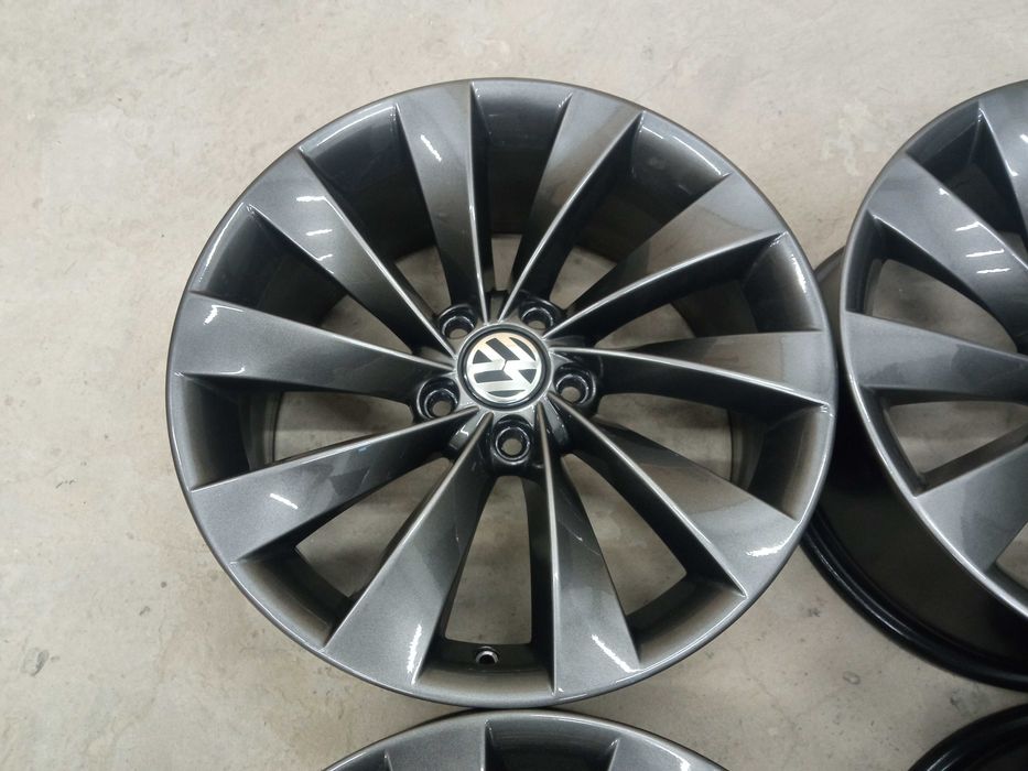 Felgi VW 18cali 5x112 et41 8j Interlagos