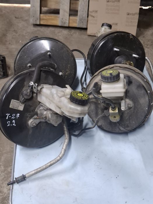 Вакуумний підсилювач гальм toyota avensis t25 0204024548, 4720005150