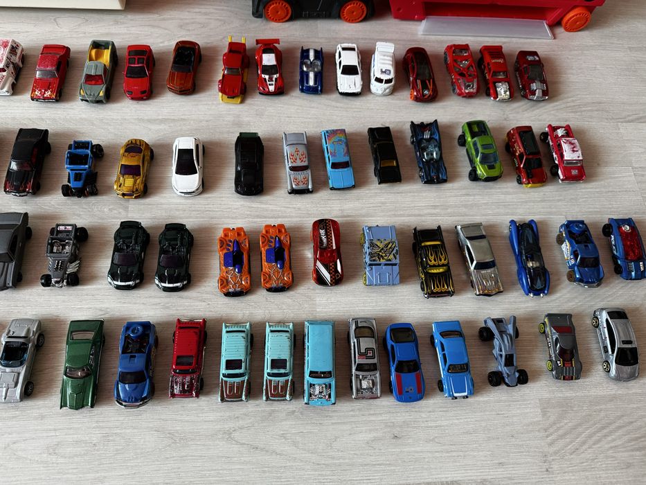 Трек гараж бокс переноска hot wheels машинки