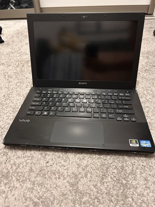 Laptop sony vaio ze stacja dokujaca