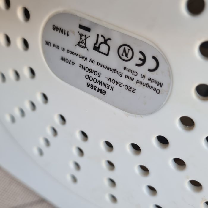 Хлібопічка Kenwood BM366