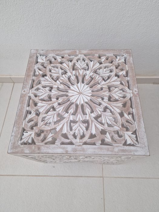 Mesa de apoio chique estilo rústico