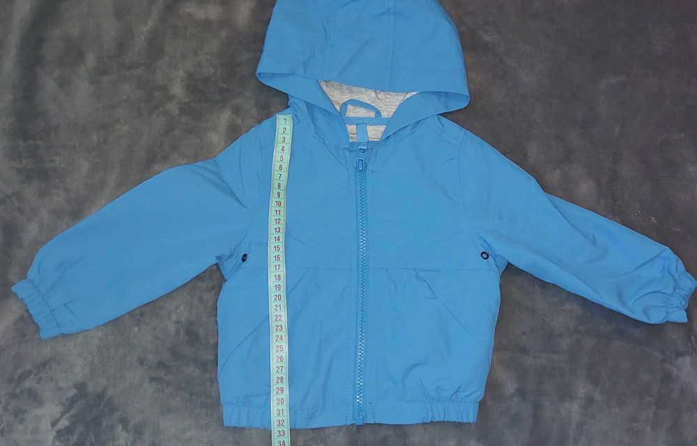 Продам куртки від 6 місяців і до 2 років для хлопчика