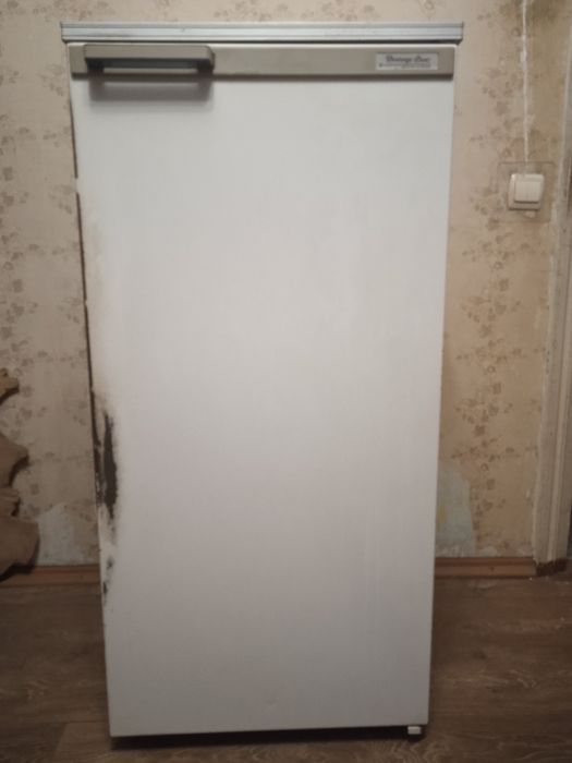 Продам . Холодильник Днепр 2МС