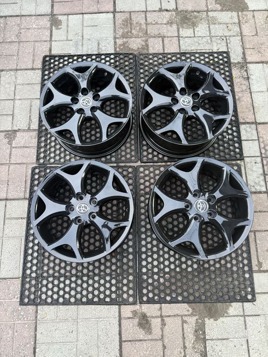 Диски оригінальні toyota Camry 40 55 avensis Corolla  avalon 5 114 r17