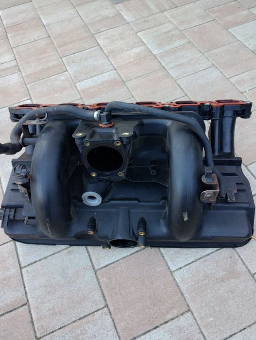 Kolektor ssący BMW E39