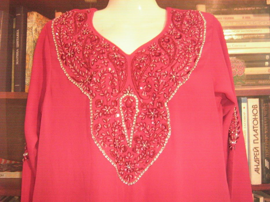 платье женское красное