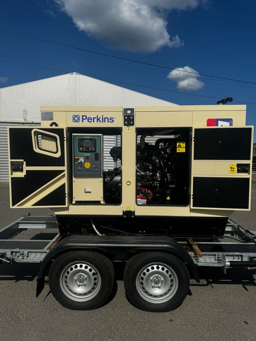 Генератор BLITZ BP-33 (26,4 кВт) на базі двигуна PERKINS 33 кВа