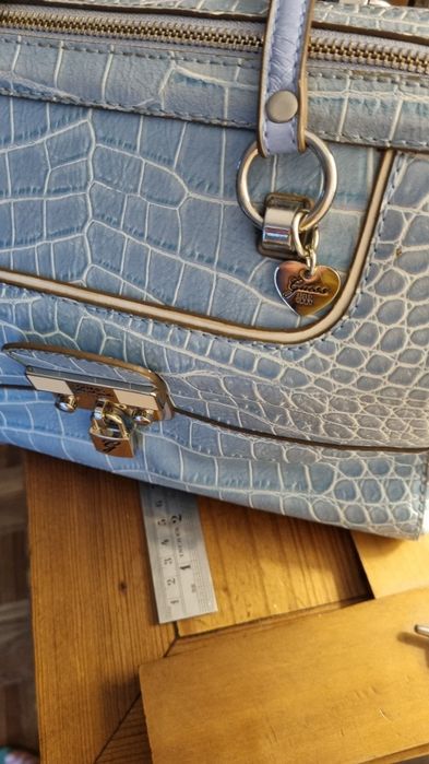 Mala guess azul clara