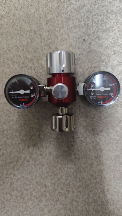 “CO2 система Eheim Complete Set 600 балон 2кг до 2034”