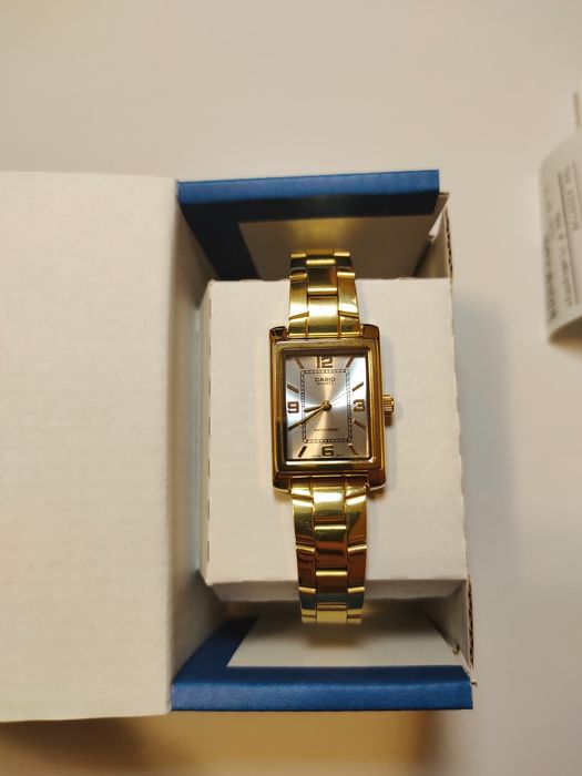 Годинник жіночий Casio
