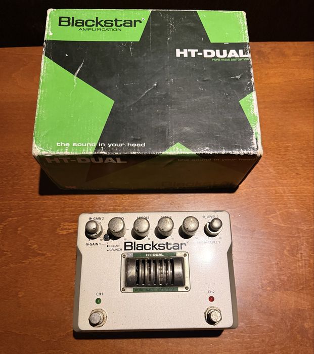 Blackstar HT dual na calxa com transformador