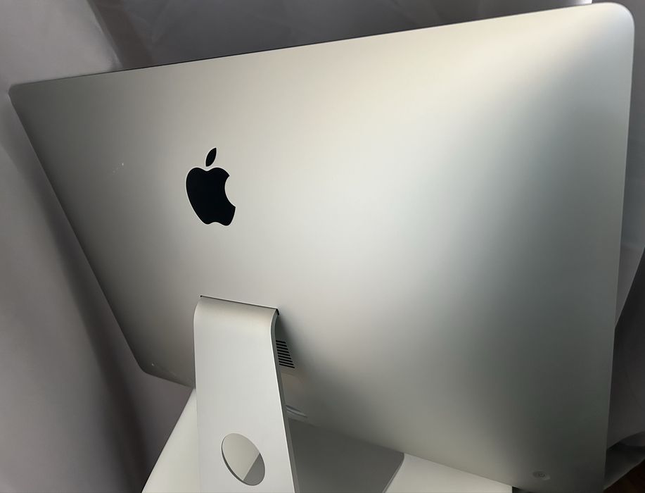 Apple iMac 19.1 i5 3,7GHz/32GB/2TB SSD/Radeon Pro 580X 8GB