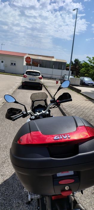 Benelli  Trk  251