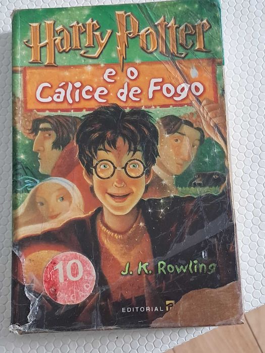 Livros antigos em bom estado