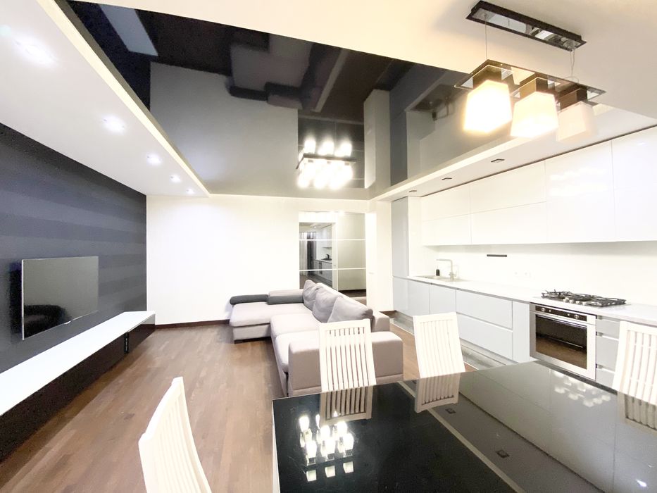 Люкс в центре, вид на Днепр