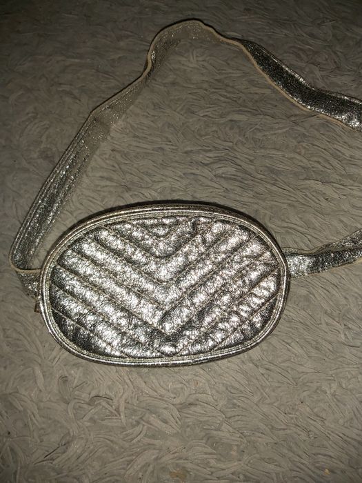 Torebka nerka srebrna stan bardzo dobry