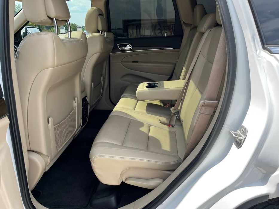 Оренда Jeep Grand Cherokee 3.0 Дизель у Дніпрі (Прокат від 1 тижня)