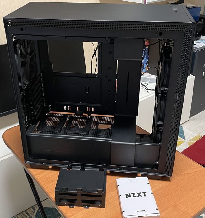 Корпус для ПК NZXT: 660 грн. - Комплектуючі та аксесуари Київ на Olx