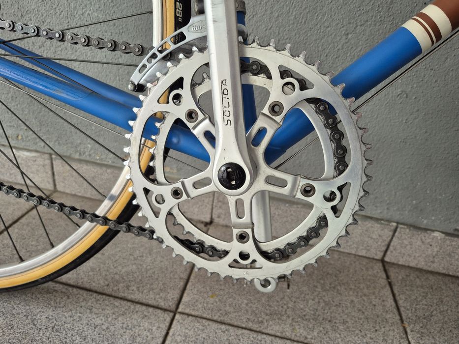 Bicicleta Altis restaurada