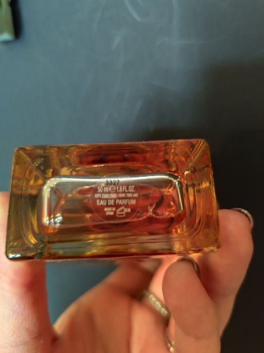 Burberry  Goddess edp (50ml)